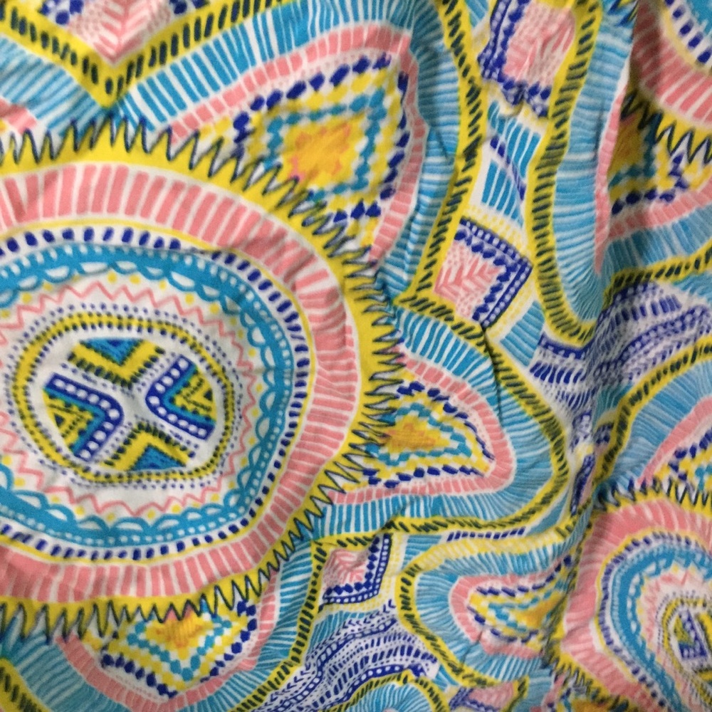 Fun pattern shirt - Picture 2 of 3